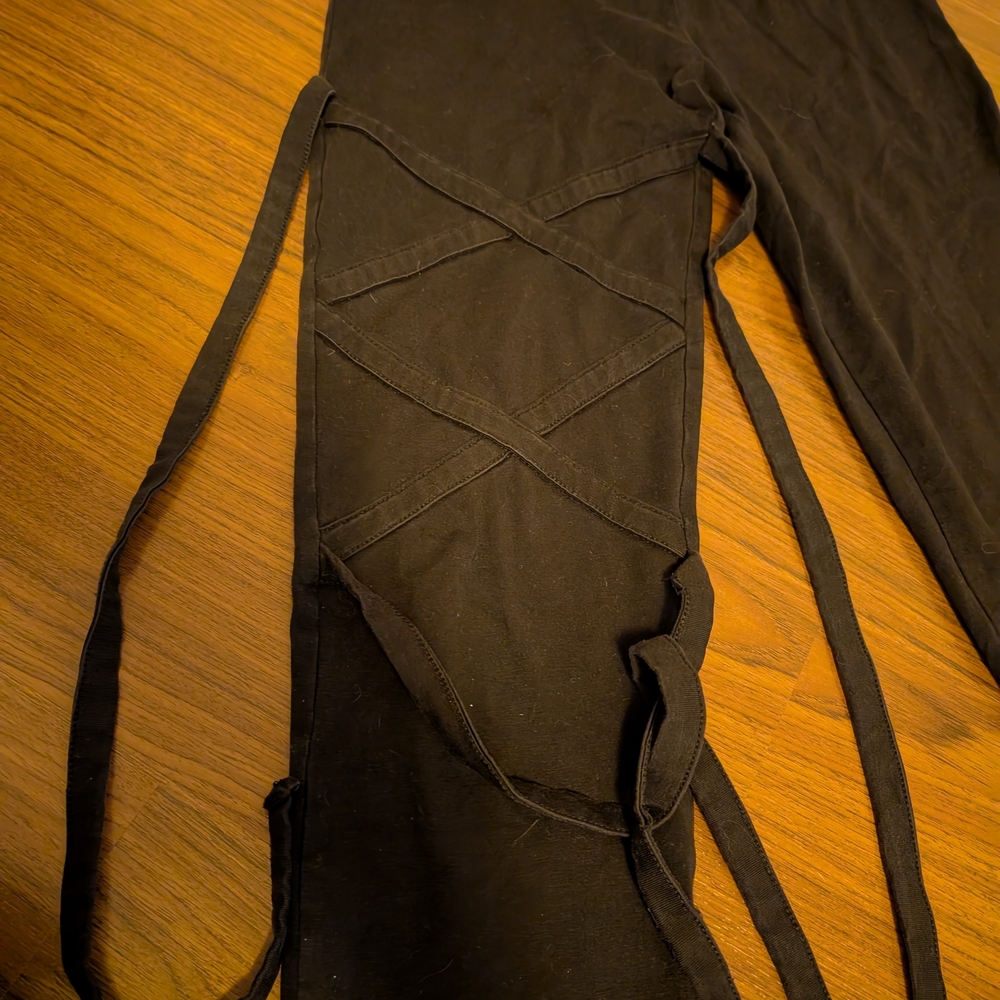 Disturbia Black Leggings with Ties